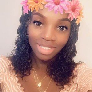 Meet your Posher, Kara